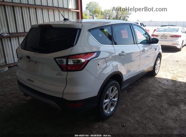 1FMCU0GD3HUC98229 2017 FORD ESCAPE White Задня права чверть