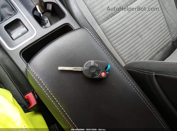 1FMCU0GD4HUA75004 2017 FORD ESCAPE Black Առջևի վահանակի տեսք