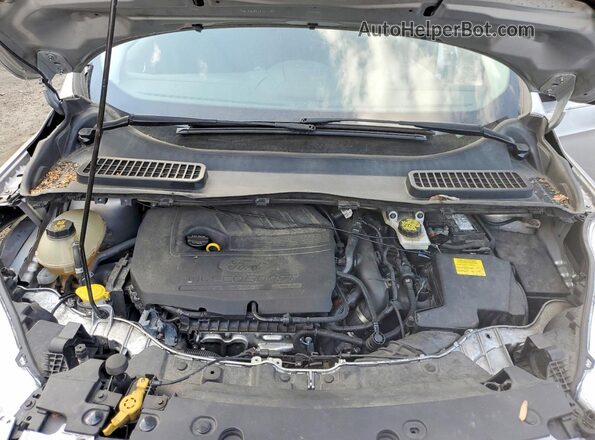 1FMCU0GD4JUC37073 2018 FORD ESCAPE Silver Rear interior view