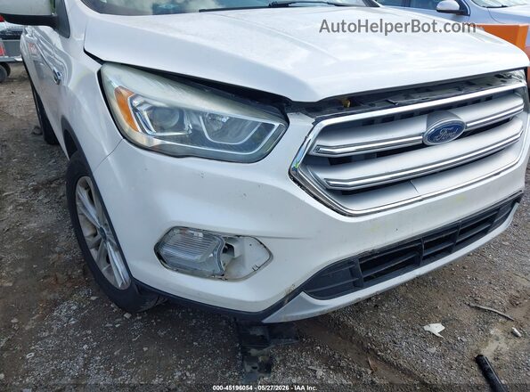 1FMCU0GD5HUC63580 2017 FORD ESCAPE White Vista frontal