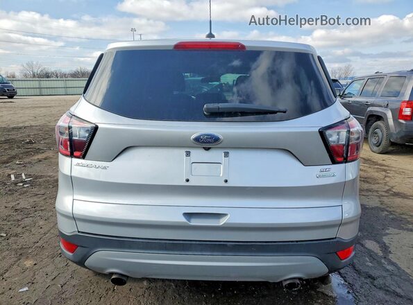 1FMCU0GD5HUD26760 2017 FORD ESCAPE Silver 