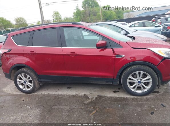 1FMCU0GD5HUD37497 2017 FORD ESCAPE Red Սալոնի հետևի տեսք