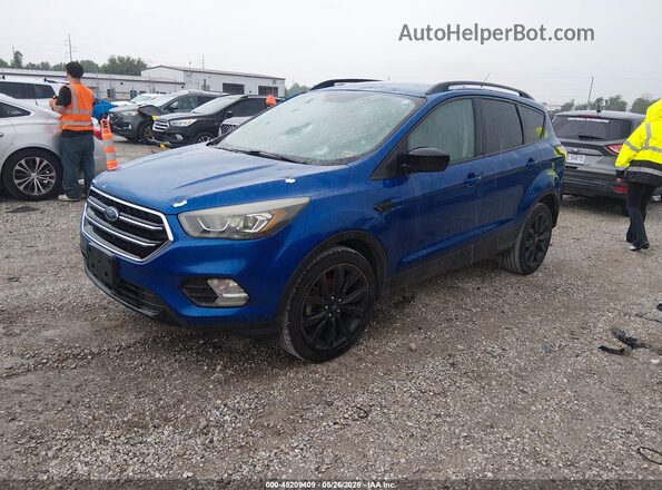 1FMCU0GD5HUD58236 2017 FORD ESCAPE Синий Передняя левая четверть