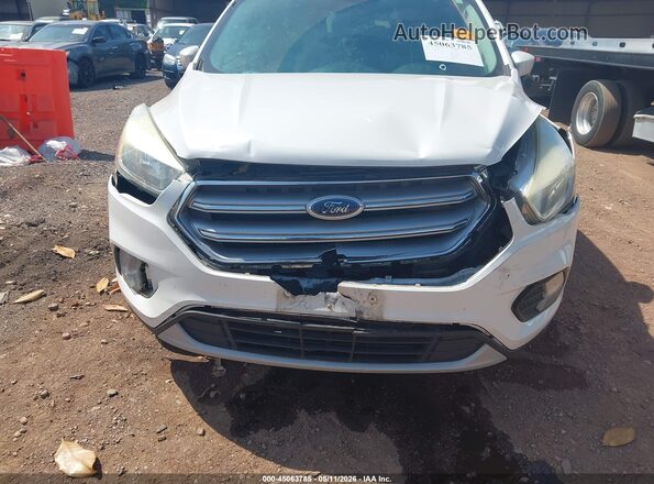 1FMCU0GD5HUE37860 2017 FORD ESCAPE White Вид спереду