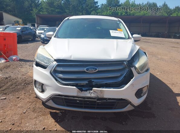 1FMCU0GD5HUE37860 2017 FORD ESCAPE White Вид щитка приладів