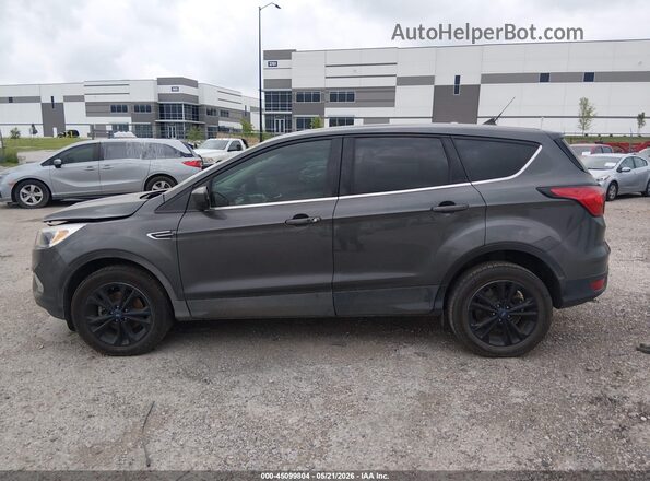 1FMCU0GD5KUC52618 2019 FORD ESCAPE Gray Vista del cuadro de instrumentos