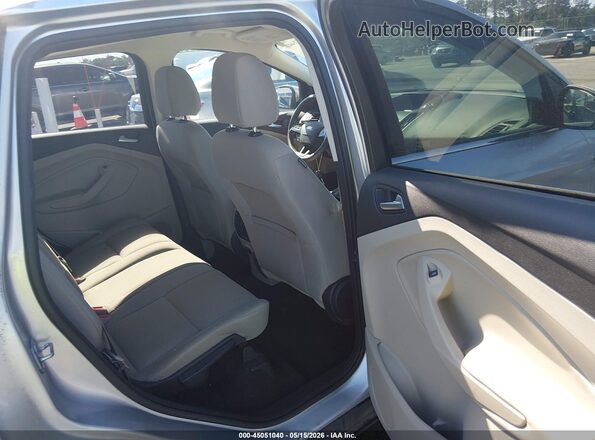 1FMCU0GD6HUA53652 2017 FORD ESCAPE Gray 