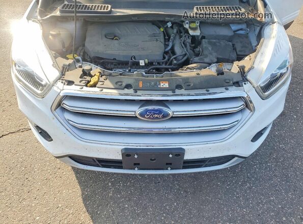 1FMCU0GD6HUB95855 2017 FORD ESCAPE White 