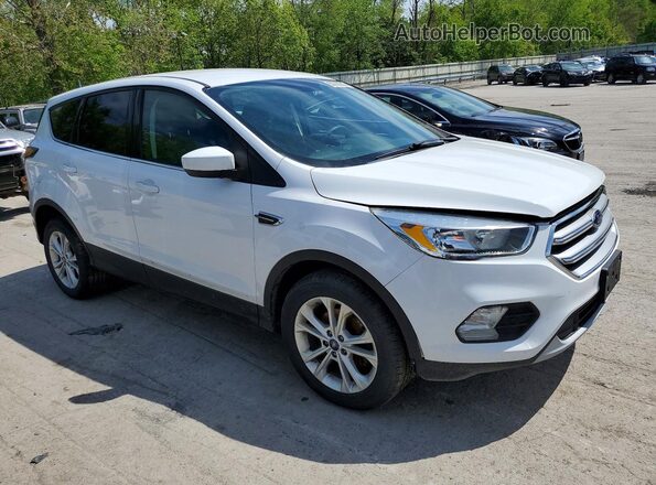 1FMCU0GD6HUC39045 2017 FORD ESCAPE White 