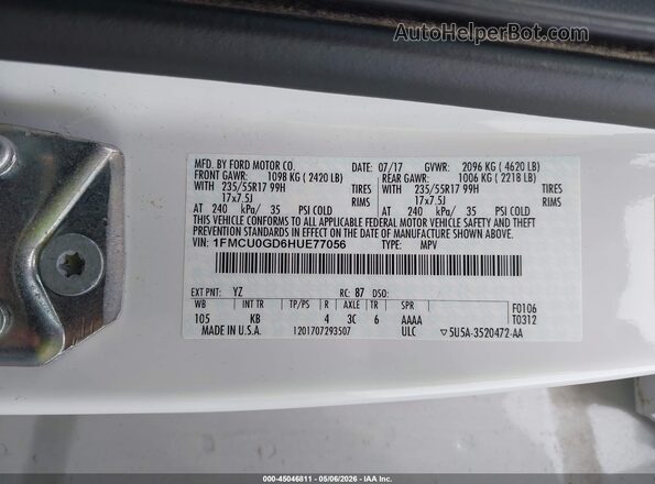 1FMCU0GD6HUE77056 2017 FORD ESCAPE Белый Вид подкапотного пространства