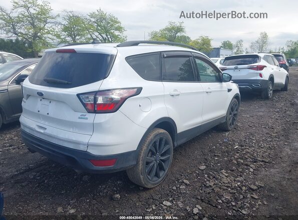 1FMCU0GD6JUD42262 2018 FORD ESCAPE White Rear right