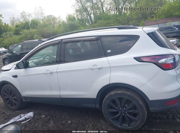 1FMCU0GD6JUD42262 2018 FORD ESCAPE White 360 interior view