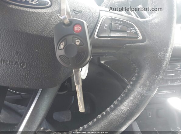1FMCU0GD6JUD42262 2018 FORD ESCAPE White Dashboard view