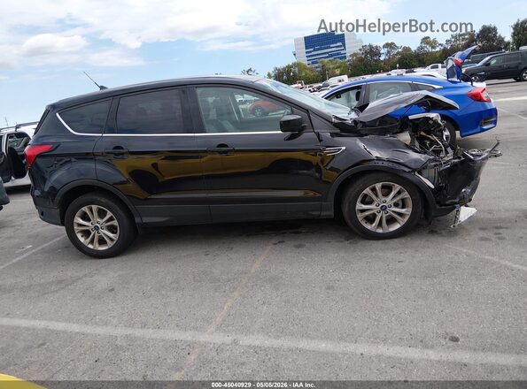 1FMCU0GD6KUB79260 2019 FORD ESCAPE Black 