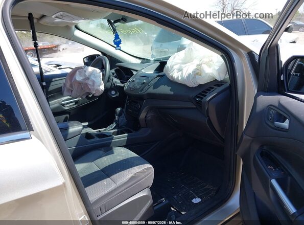 1FMCU0GD7HUB87568 2017 FORD ESCAPE Beige წინა სალონის ხედი