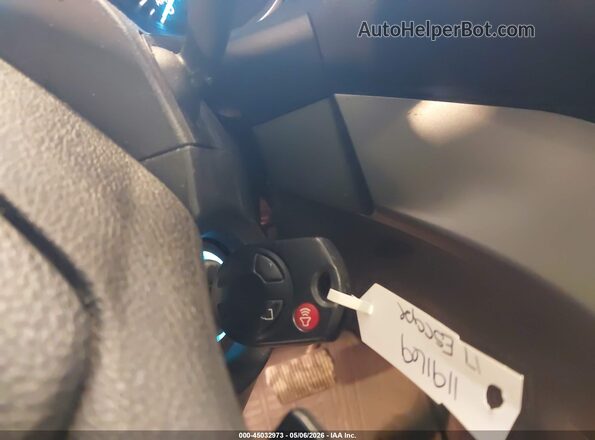 1FMCU0GD7HUB90986 2017 FORD ESCAPE Серебряный Вид панели приборов