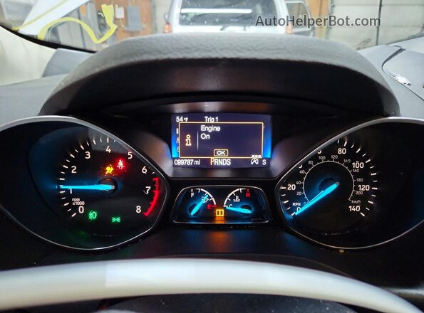 1FMCU0GD7HUC76900 2017 FORD ESCAPE White 