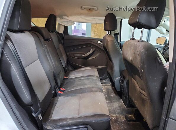 1FMCU0GD7HUC76900 2017 FORD ESCAPE White 