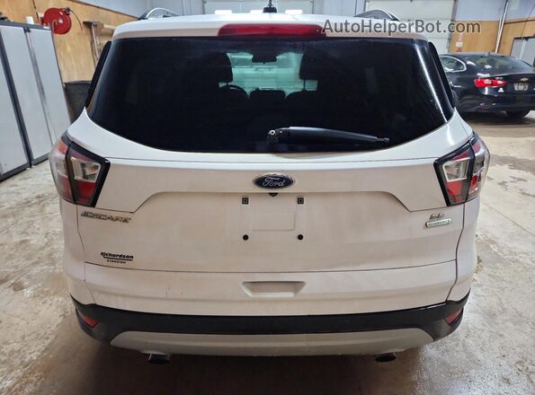 1FMCU0GD7HUC76900 2017 FORD ESCAPE White 