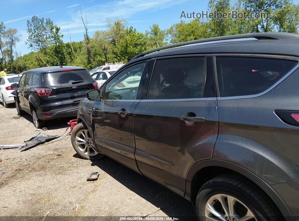 1FMCU0GD7HUD26551 2017 FORD ESCAPE Gray Widok wnętrza 360 stopni