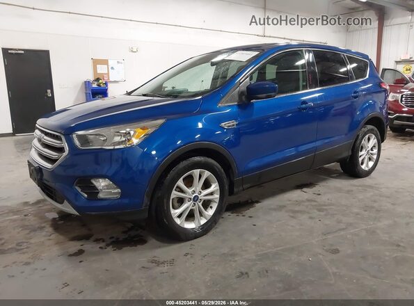 1FMCU0GD7HUE73257 2017 FORD ESCAPE Blue Przód lewy