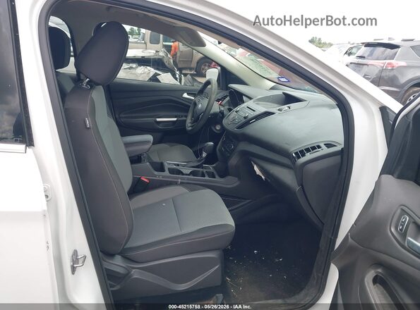 1FMCU0GD7HUE75798 2017 FORD ESCAPE White წინა სალონის ხედი