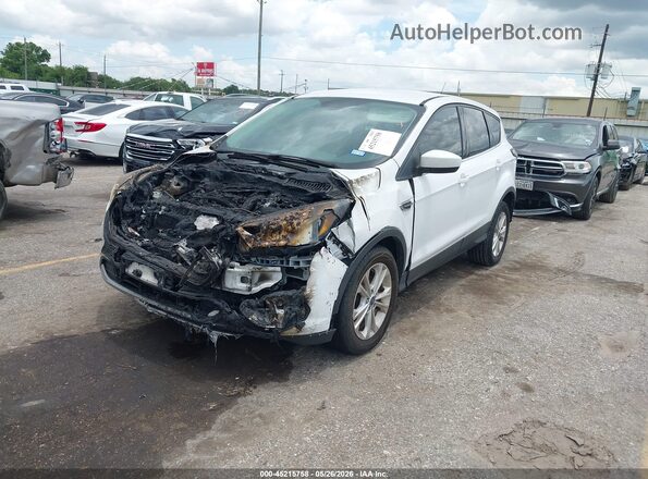 1FMCU0GD7HUE75798 2017 FORD ESCAPE White წინა მარცხენა ხედი სამი მეოთხედიდან