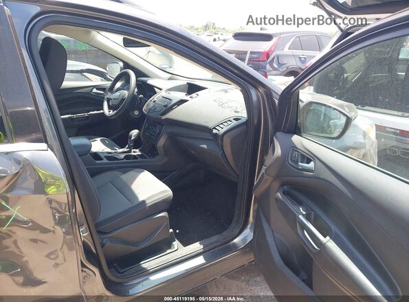 1FMCU0GD7JUD23221 2018 FORD ESCAPE Gray Front interior view