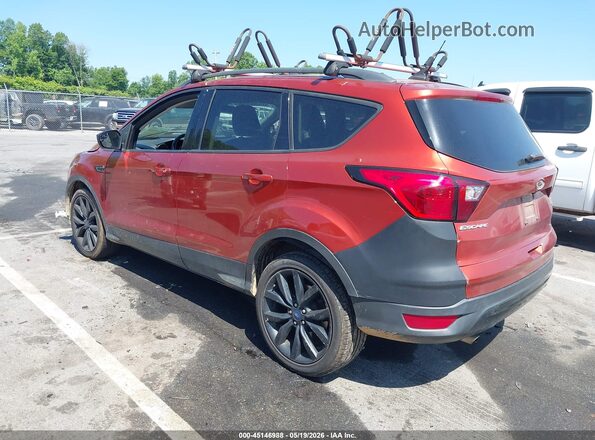 1FMCU0GD7KUA06928 2019 FORD ESCAPE Оранжевый Задняя левая четверть