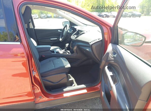 1FMCU0GD7KUB68493 2019 FORD ESCAPE Orange წინა სალონის ხედი