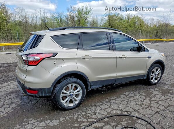 1FMCU0GD8JUB61888 2018 FORD ESCAPE Gold Задня права чверть
