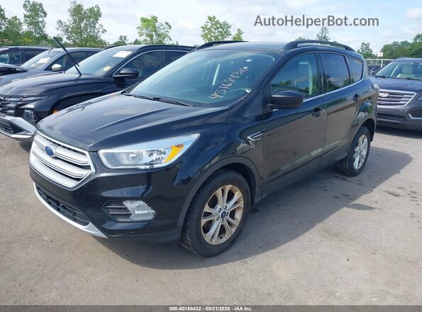 1FMCU0GD8JUC42602 2018 FORD ESCAPE Black Vista tres cuartos delantera izquierda