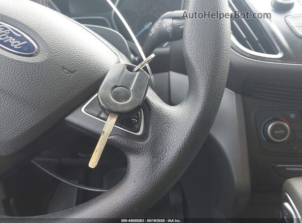 1FMCU0GD9JUB61771 2018 FORD ESCAPE White Widok deski rozdzielczej