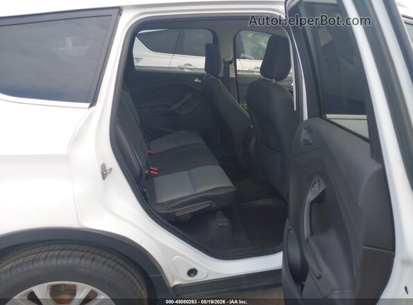 1FMCU0GD9JUB61771 2018 FORD ESCAPE White Widok naklejki z numerem VIN
