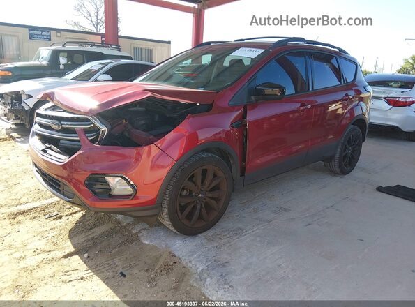 1FMCU0GDXHUD16080 2017 FORD ESCAPE Burgundy წინა მარცხენა ხედი სამი მეოთხედიდან
