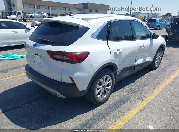 1FMCU0GN8RUB24652 2024 FORD ESCAPE Белый Задняя правая четверть
