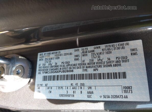 1FMCU0GNXPUB28098 2023 FORD ESCAPE Gray Vista del compartimento del motor
