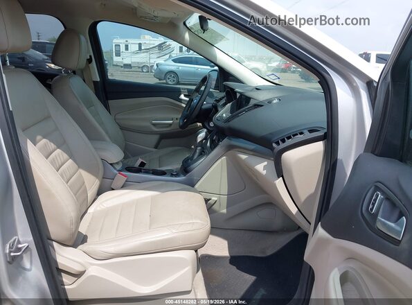 1FMCU0GX0GUB71480 2016 FORD ESCAPE Silver Vista interior delantera