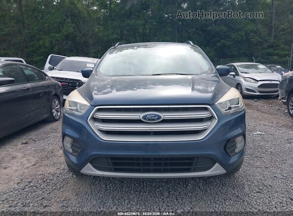 1FMCU0HD0JUB03580 2018 FORD ESCAPE Синий Вид щитка приборов