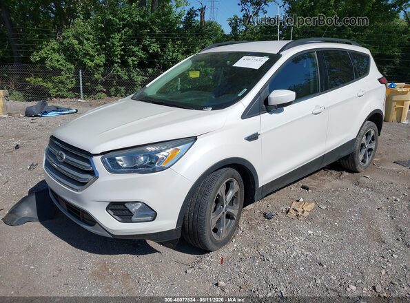 1FMCU0HD6JUC47019 2018 FORD ESCAPE White Передня ліва чверть