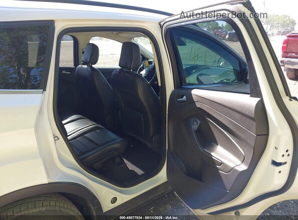 1FMCU0HD6JUC47019 2018 FORD ESCAPE White Вид наклейки з VIN-кодом