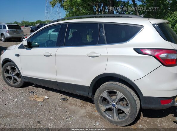 1FMCU0HD6JUC47019 2018 FORD ESCAPE White Панорамний вид салону 360°