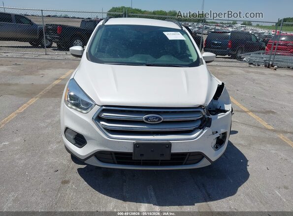 1FMCU0HD7JUD27946 2018 FORD ESCAPE White Front view