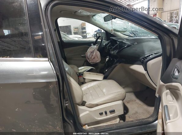 1FMCU0J90GUB19910 2016 FORD ESCAPE Gray Vista interior delantera