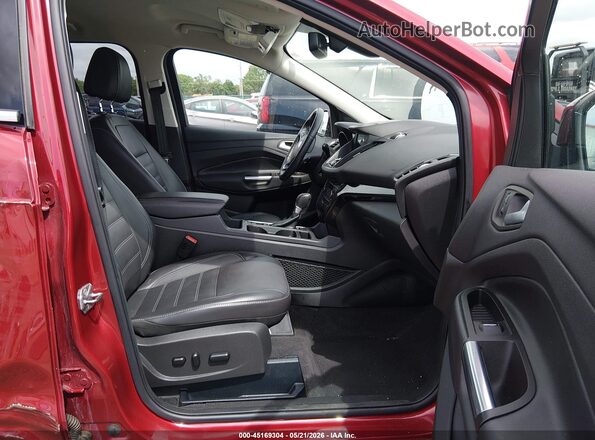 1FMCU0J96HUA38962 2017 FORD ESCAPE Red Սալոնի դիմացի տեսք