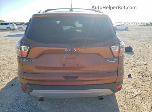 1FMCU0J99HUB01875 2017 FORD ESCAPE Orange Հետևի տեսք