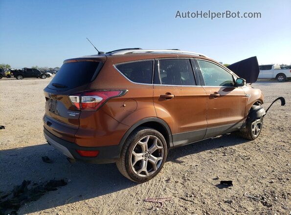 1FMCU0J99HUB01875 2017 FORD ESCAPE Orange Հետևի աջ