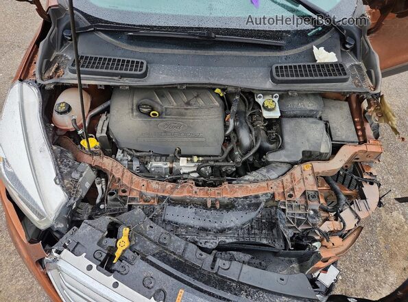 1FMCU0JD0HUE53554 2017 FORD ESCAPE Orange ძრავის განყოფილების ხედი