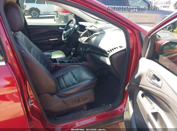1FMCU0JD4HUB59896 2017 FORD ESCAPE Red წინა სალონის ხედი