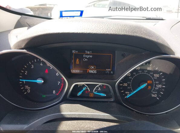 1FMCU0JD4HUB59896 2017 FORD ESCAPE Red უკანა სავარძლების ხედი